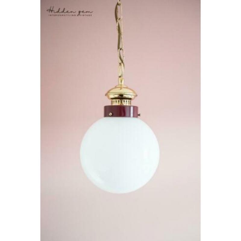 Vintage retro jaren 60 hanglamp melkglas bol met messing