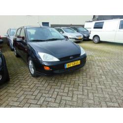Ford Focus 1.6-16V Trend Automaat APK 02-21 (bj 2000)