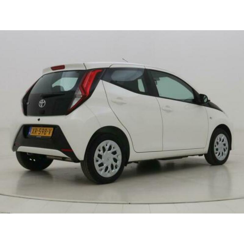 Toyota Aygo 1.0 VVT-i x-play (bj 2019)