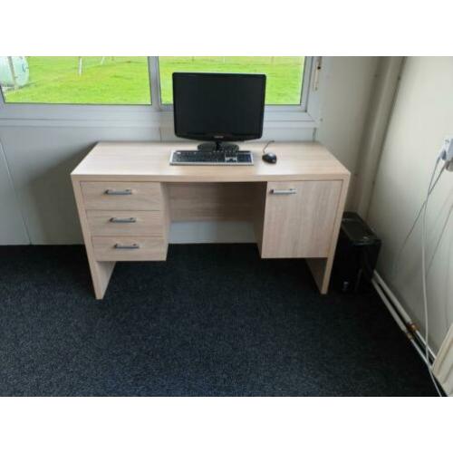 Bureau met lades en kast teab