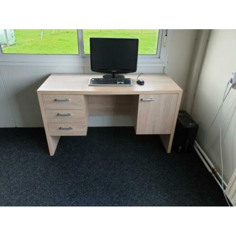 Bureau met lades en kast teab