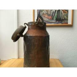 Oude 20 liter melkbus