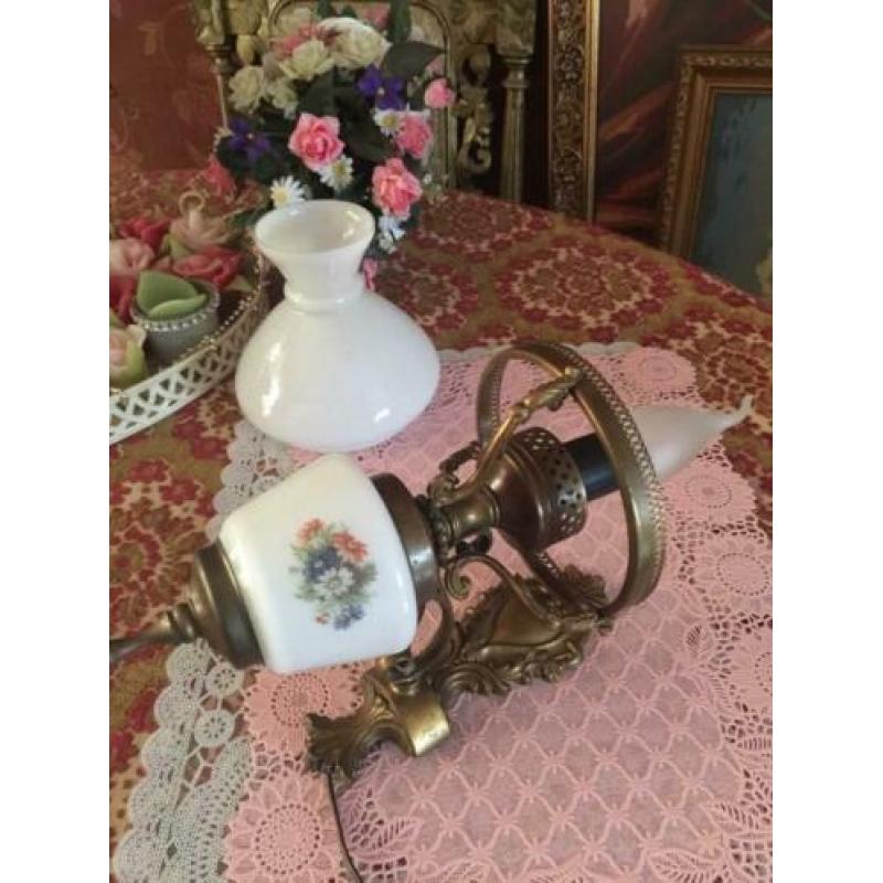 Brocante wandlamp/wand lamp koper, olielamp lampenkap glas