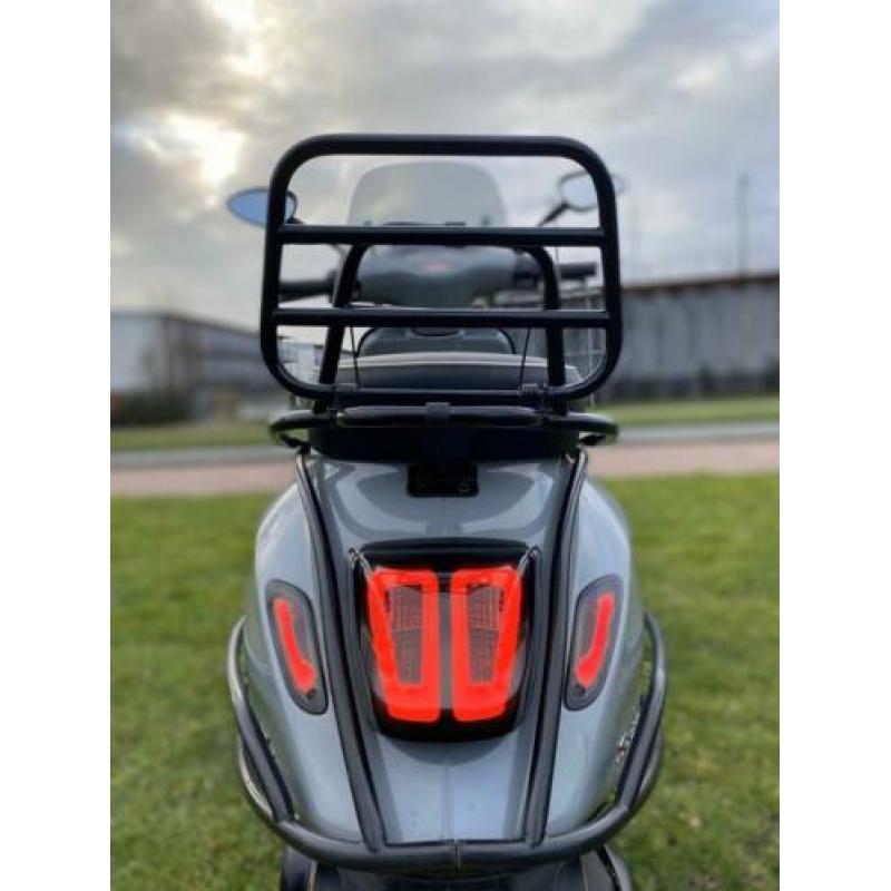 Vespa Sprint Nardo Grey 2019 Brom NIEUW