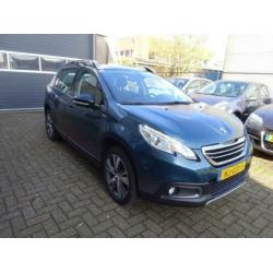 Peugeot 2008 1.2 PureTech Urban Cross