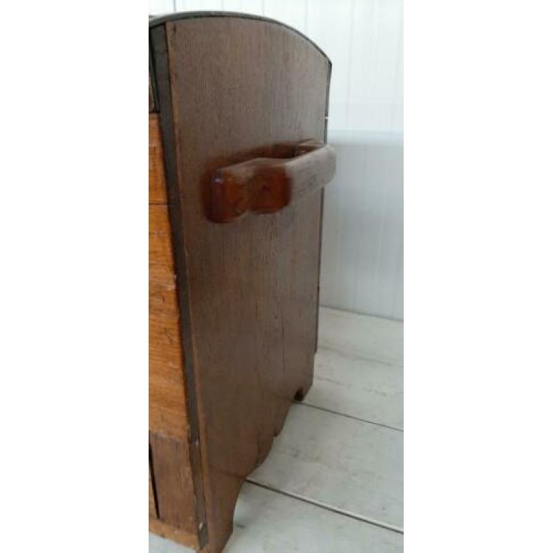 MPH 2948-9 Stoere kist met veel opbergruimte