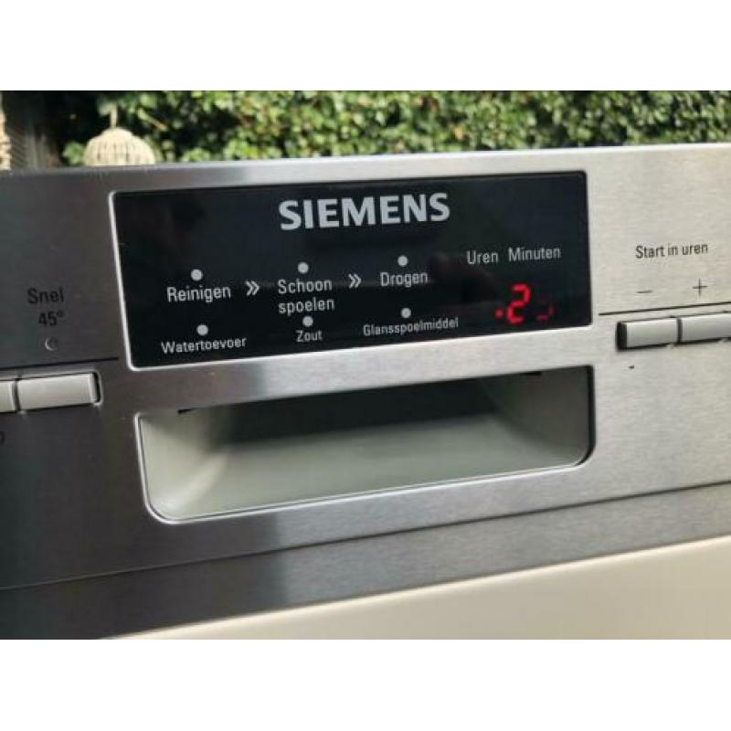 Siemens inbouw vaatwasser A ++, rvs bed. In zeer nette staat