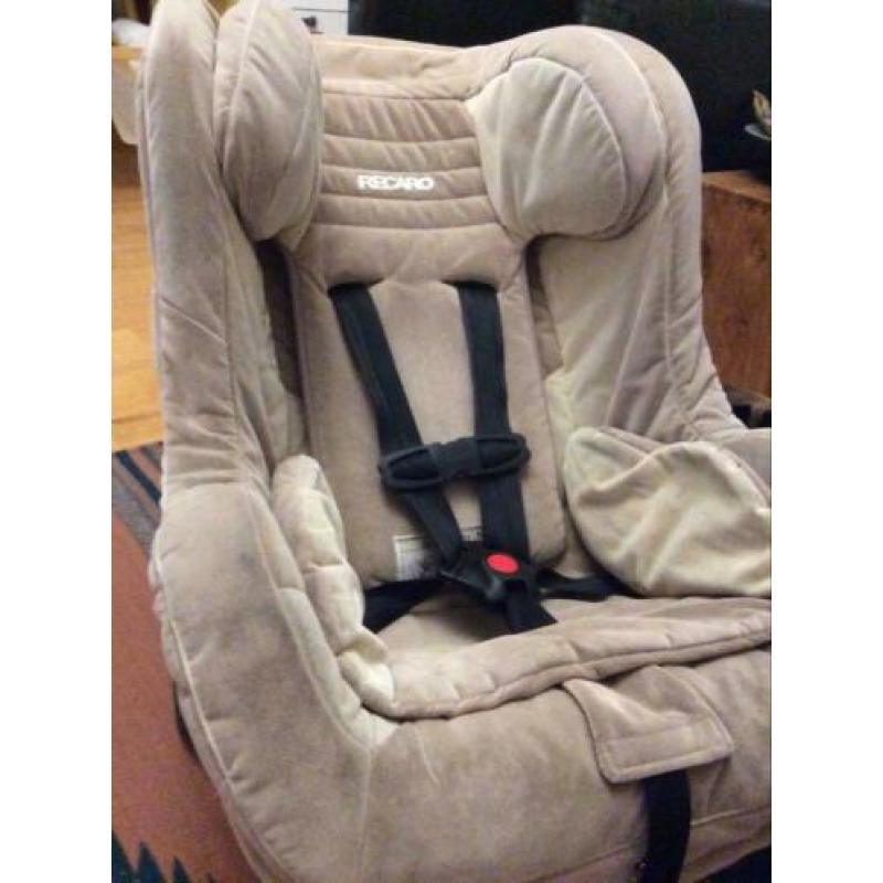 Recaro autostoel super veilig met isofix en top tether haak