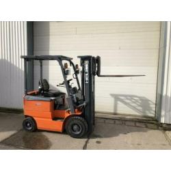 Heli HFB15 Heftruck Elektrisch TRIPLO Freelift Shift