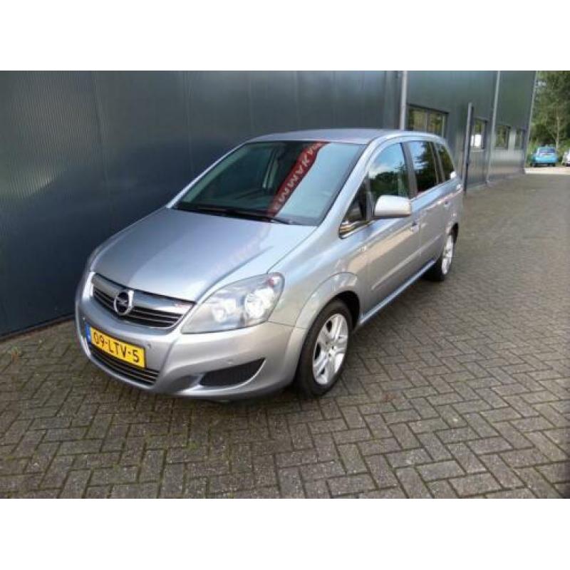 Opel Zafira 1.6 111 years Edition 7 Persoons, Navigatie