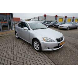 Lexus IS-serie 220d Business Tech