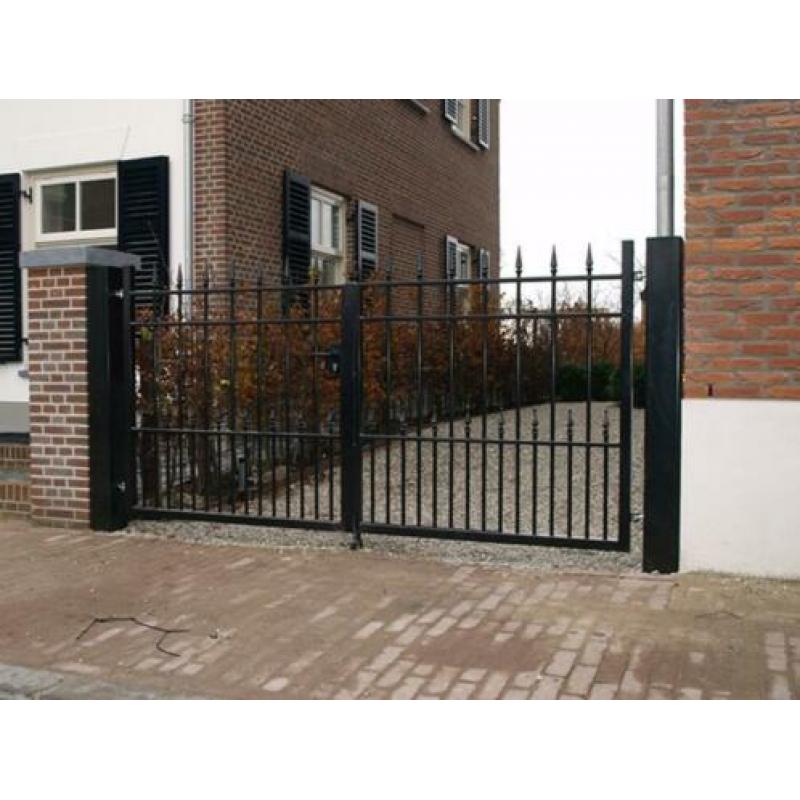 Te koop inrijpoorten en sierhekwerken