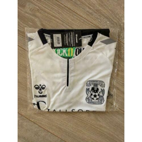 Coventry City Kick out Racism nieuw met gratis Santos