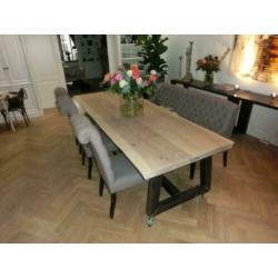 EIKEN Tafels Boomstam Tafel Vergadertafels SHOWROOM OPEN