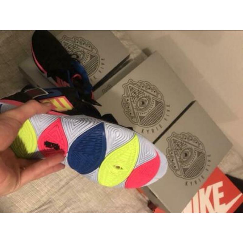 Nike Kyrie 5 (maat 43, 44, 47 & 47,5)