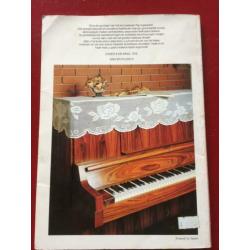 Fijn haakwerk 2. Filethaakmotieven. 1981. Haken.