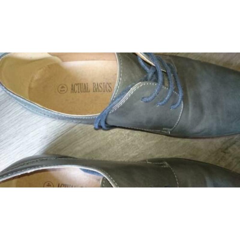 Grijze heren schoenen maat 41