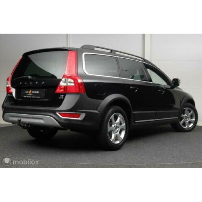 Volvo XC70 - 2.4D D5 136KW AWD AUT Momentum