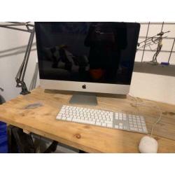 Apple iMac 21.5 inch