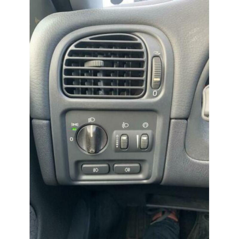 Volvo V40 1.8 2003 Grijs