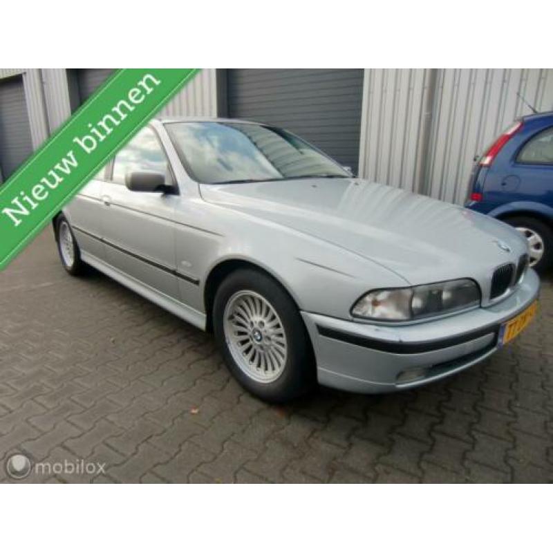 BMW 5-serie Touring 523i Executive APK 18-11-2020 INRUIL MOG