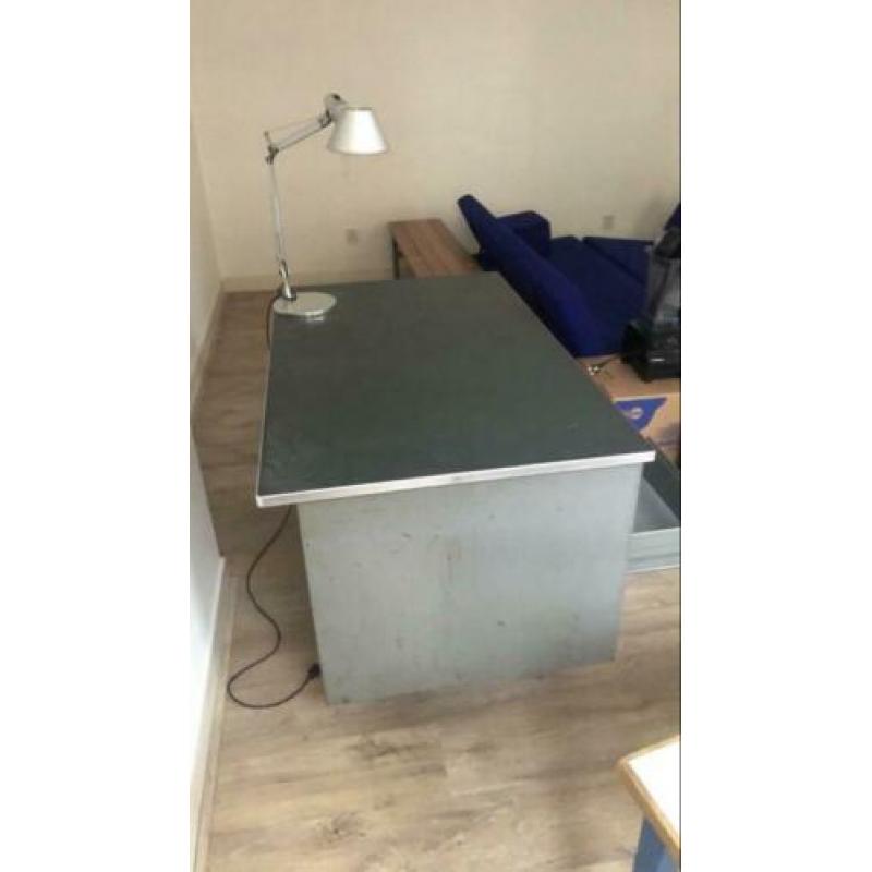 Blerk stalen bureau Gispen stijl