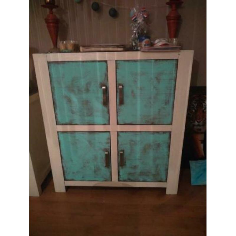 Unieke stijl Dressoir en kast