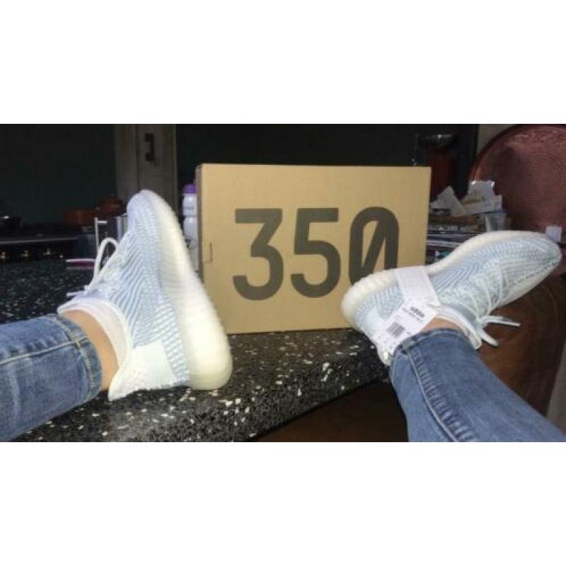 Yeezy cloud White (maat 43,5)