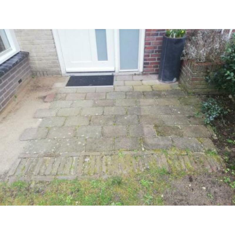 Gratis: cobbelstones en betonklinkers