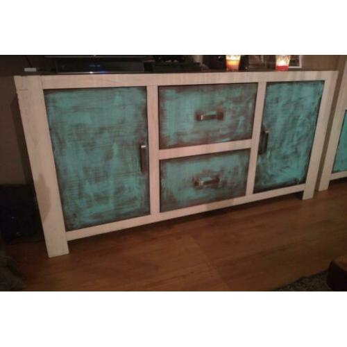 Unieke stijl Dressoir en kast
