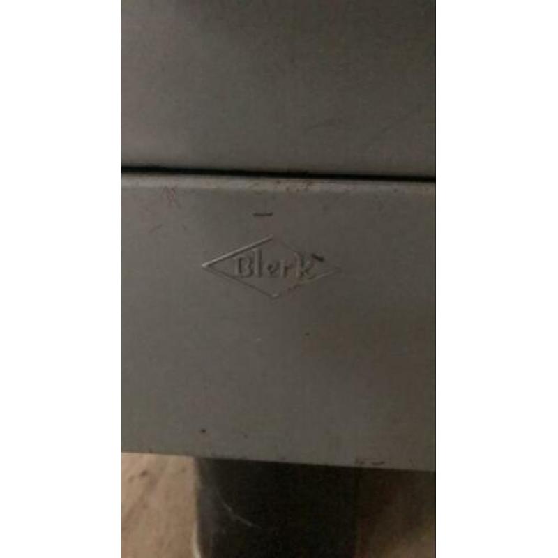Blerk stalen bureau Gispen stijl