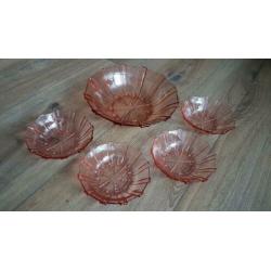 Art Deco set schaal + 4 schaaltjes glas