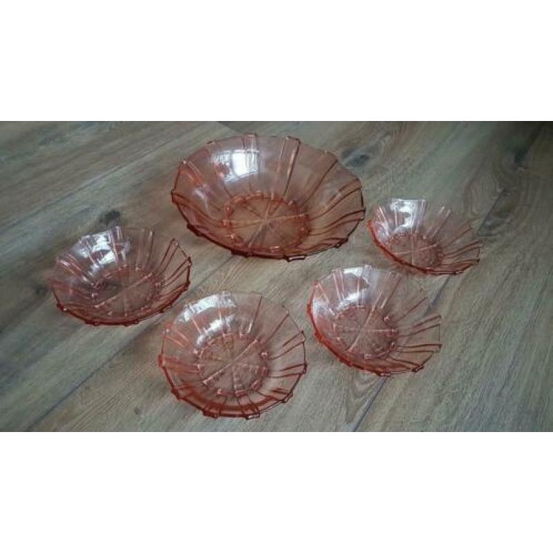 Art Deco set schaal + 4 schaaltjes glas