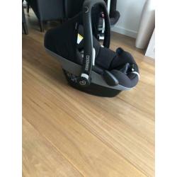 Autostoel Maxi-Cosi Pebble+Maxi Cosi Pearl+ Familifix
