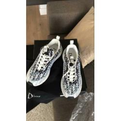 Christian Dior B24 Oblique Sneakers – Zwart/Wit maat 42