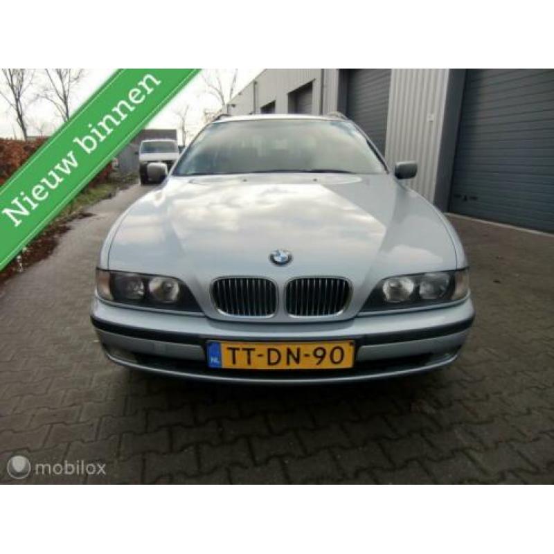 BMW 5-serie Touring 523i Executive APK 18-11-2020 INRUIL MOG
