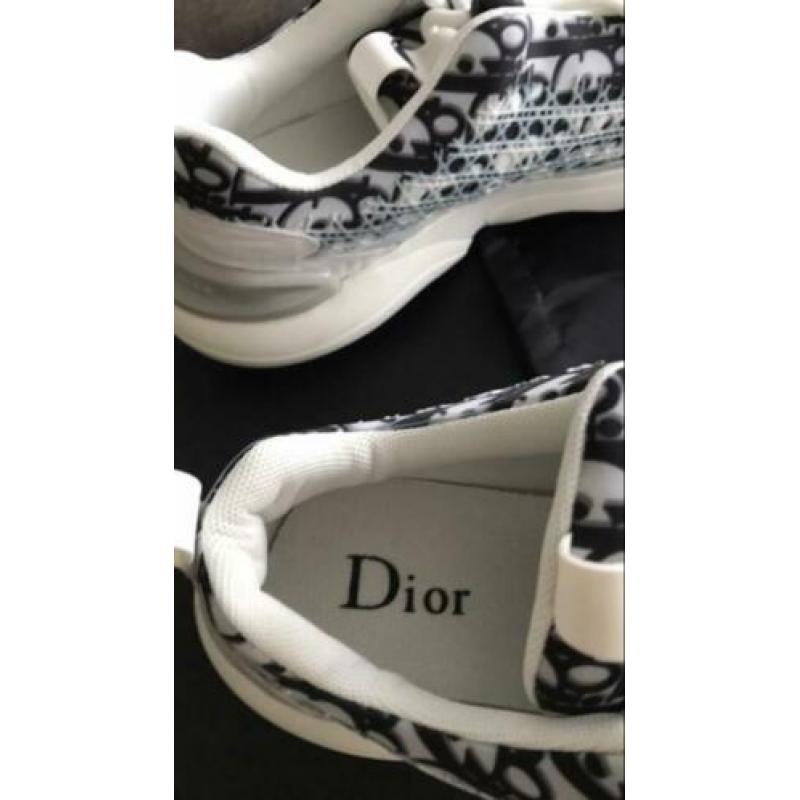 Christian Dior B24 Oblique Sneakers – Zwart/Wit maat 42