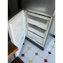 Whirlpool RVS koelvriescombinatie