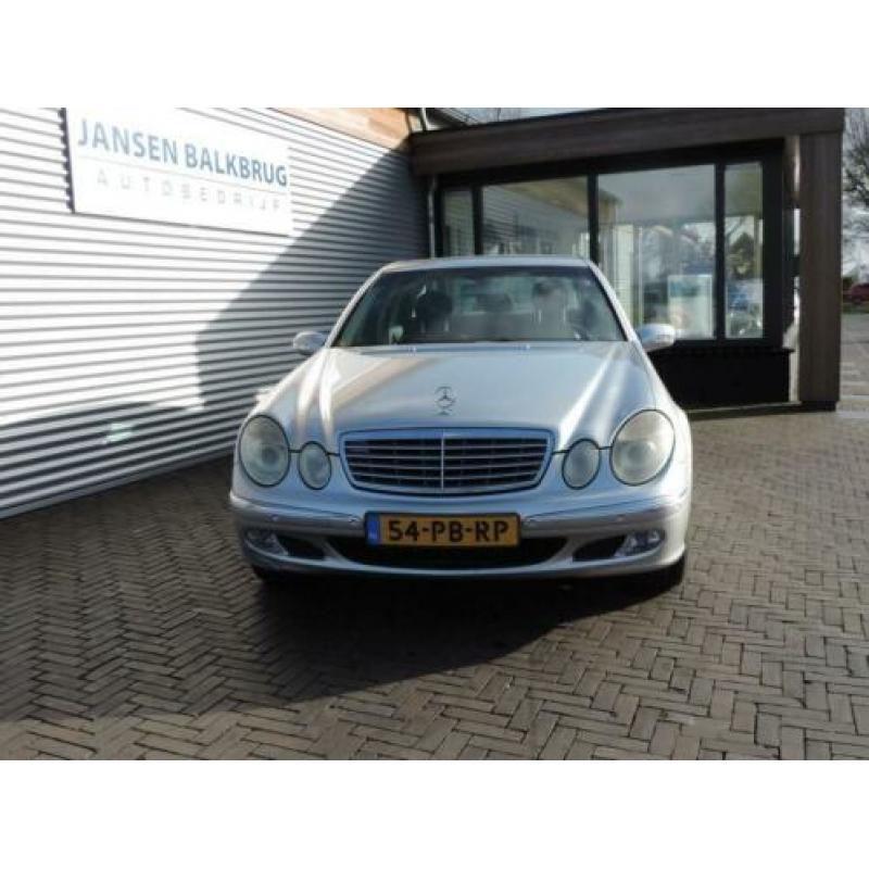 Mercedes-Benz E-Klasse 200 CDI Elegance (bj 2004, automaat)