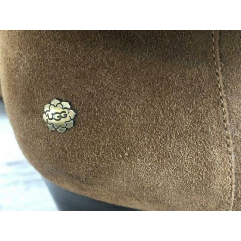 UGG enkellaars suède Nieuw maat 39