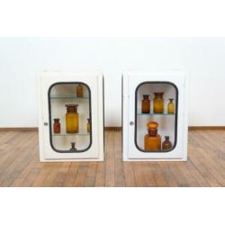 Vintage apothekers vitrine kast vitrine dokterskast