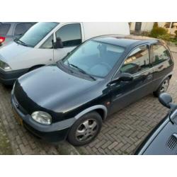 Opel Corsa 1.2 I 16V 3D 1999 Zwart
