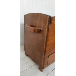MPH 2948-9 Stoere kist met veel opbergruimte
