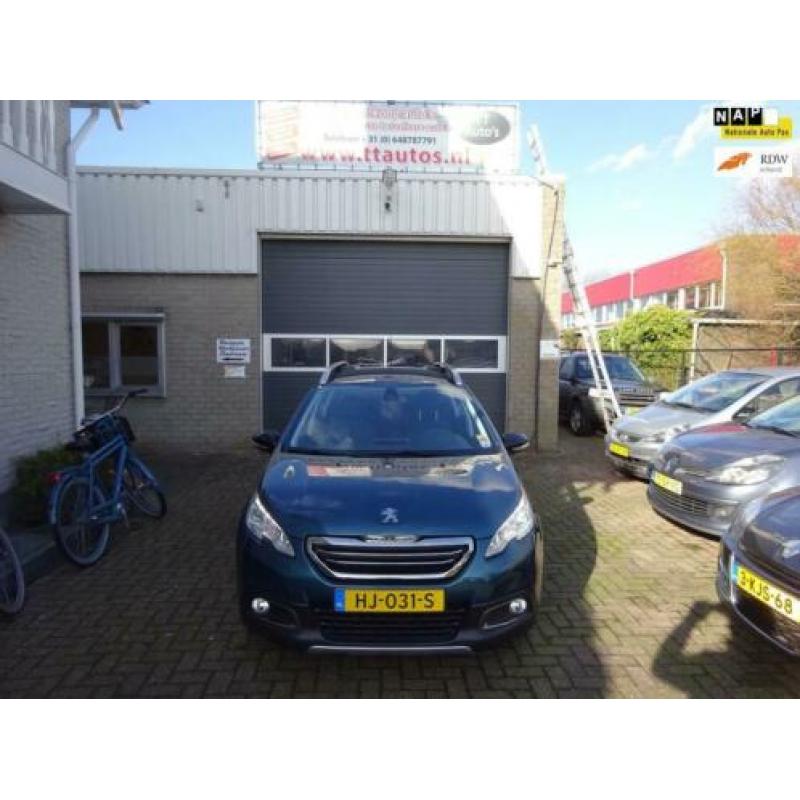 Peugeot 2008 1.2 PureTech Urban Cross