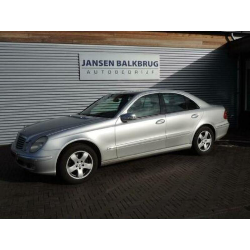 Mercedes-Benz E-Klasse 200 CDI Elegance (bj 2004, automaat)