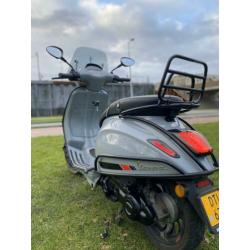 Vespa Sprint Nardo Grey 2019 Brom NIEUW