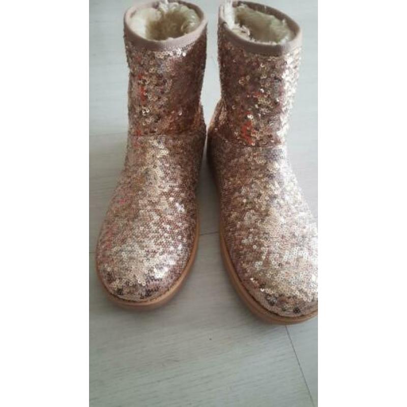 Guess laarsjes nieuw