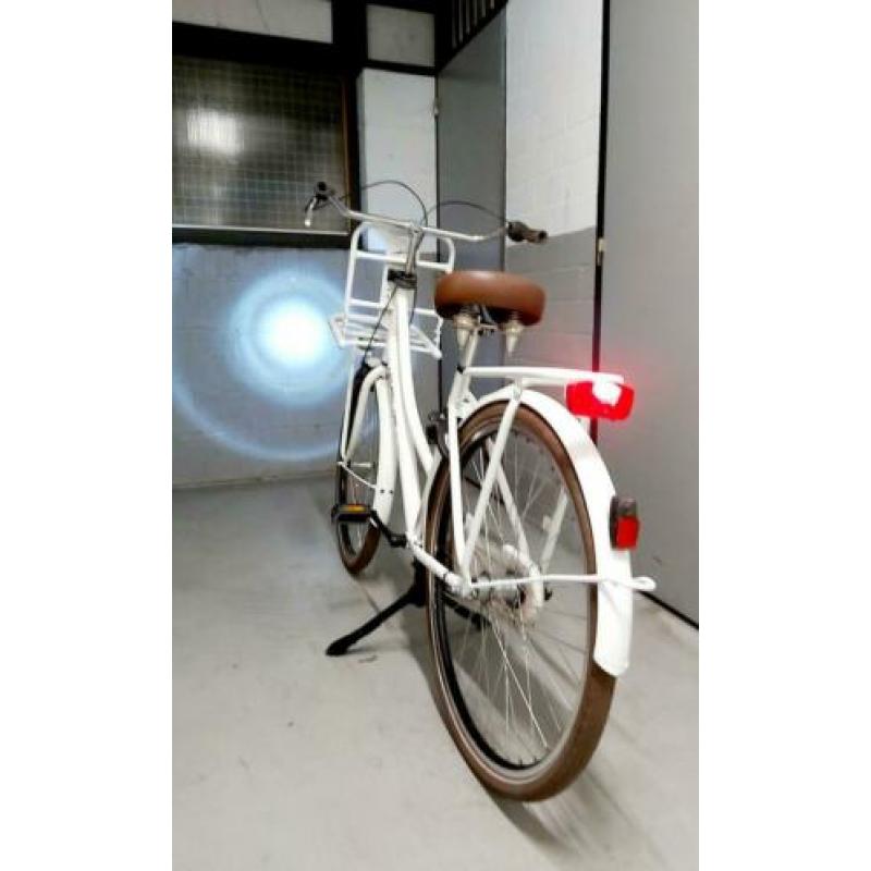 Nette Mooie Stevige DAMES/OMAFIETS 28" N3 Top ??