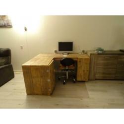 Te koop steigerhouten bureau
