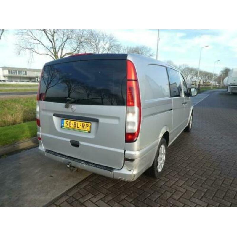 Mercedes-benz vito 111